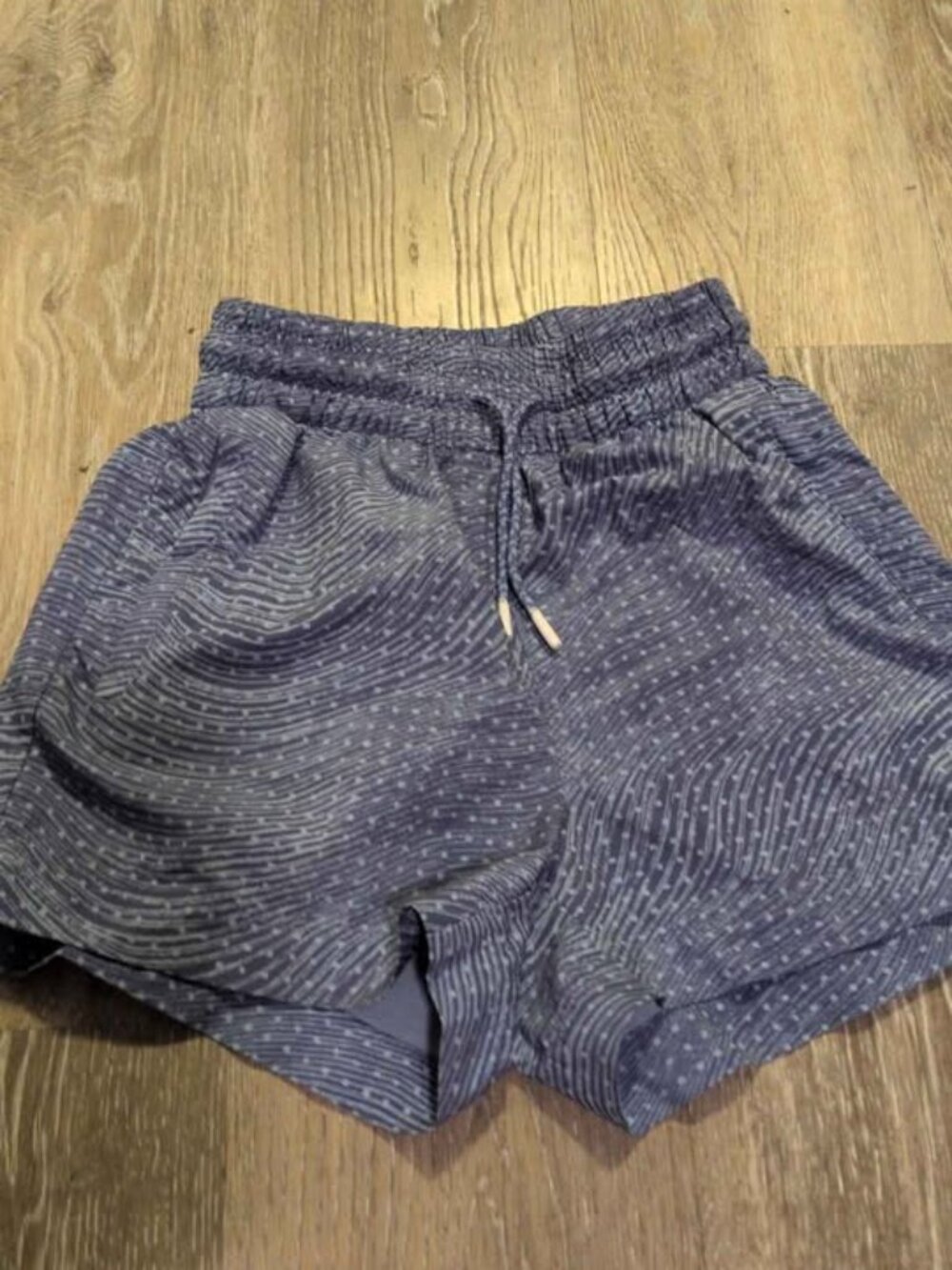 Athleta Patterned Athletic Shorts size 6